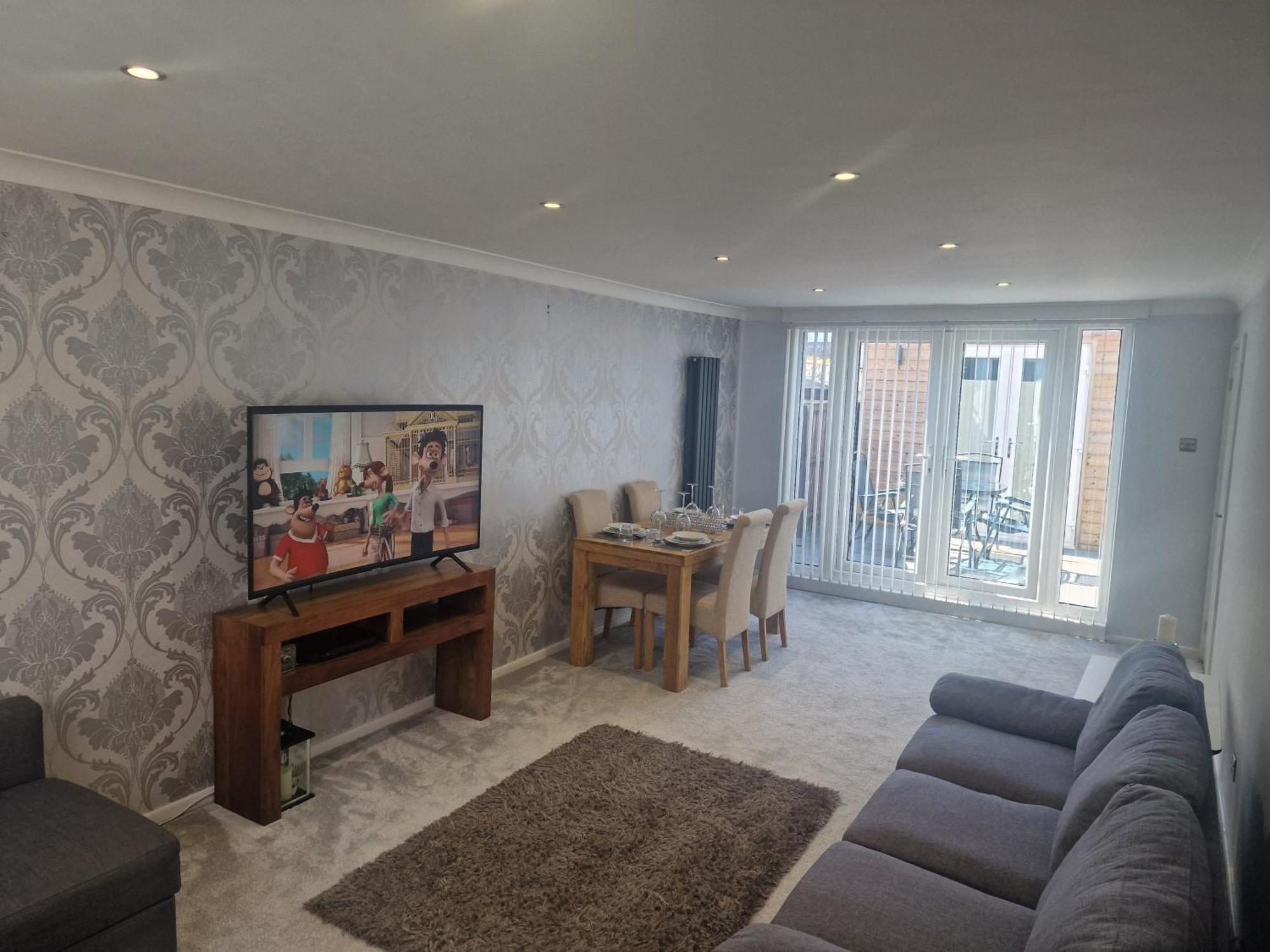 Апартаменты Stylish & Modern 2 Bed House With Free Parking Leeds Лидс Экстерьер фото
